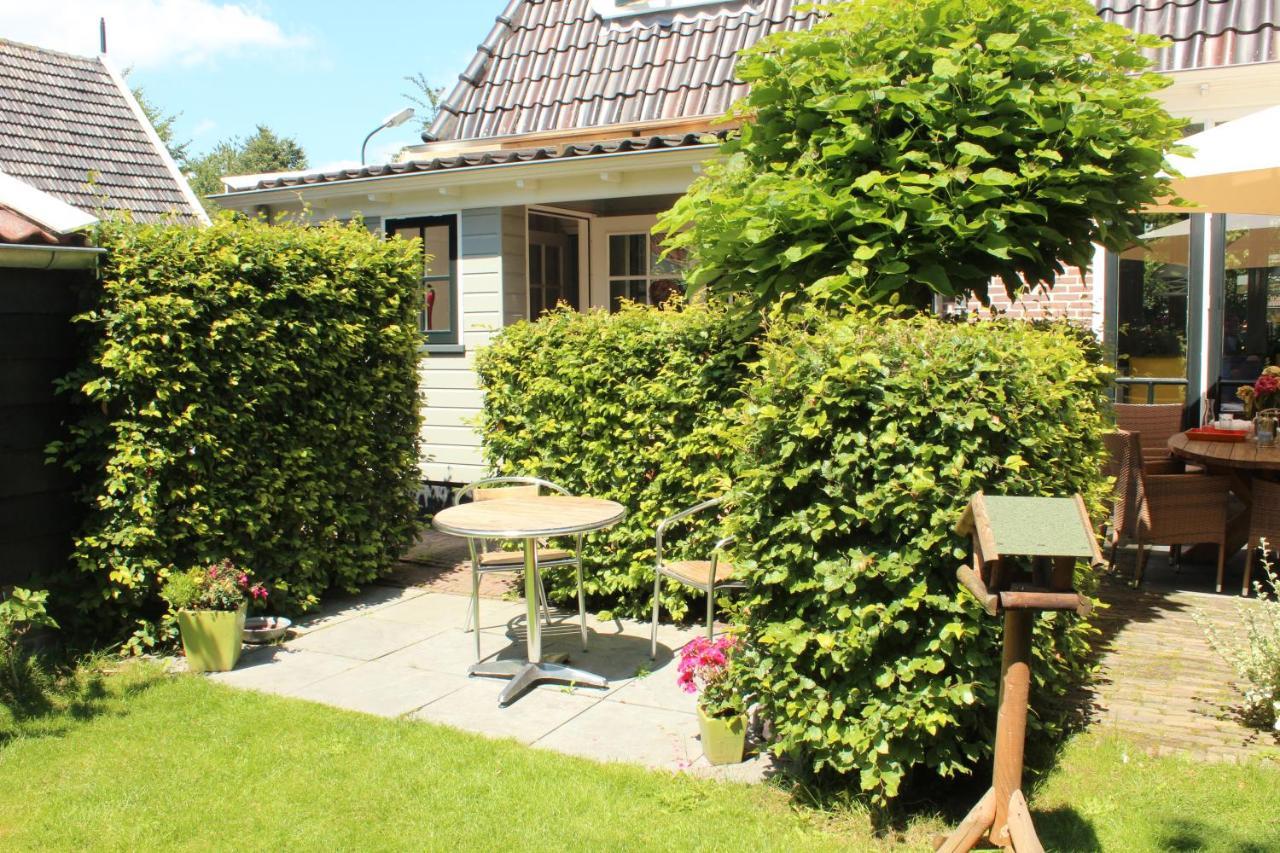 Uniqueludique Bed and Breakfast Middenbeemster Exteriör bild