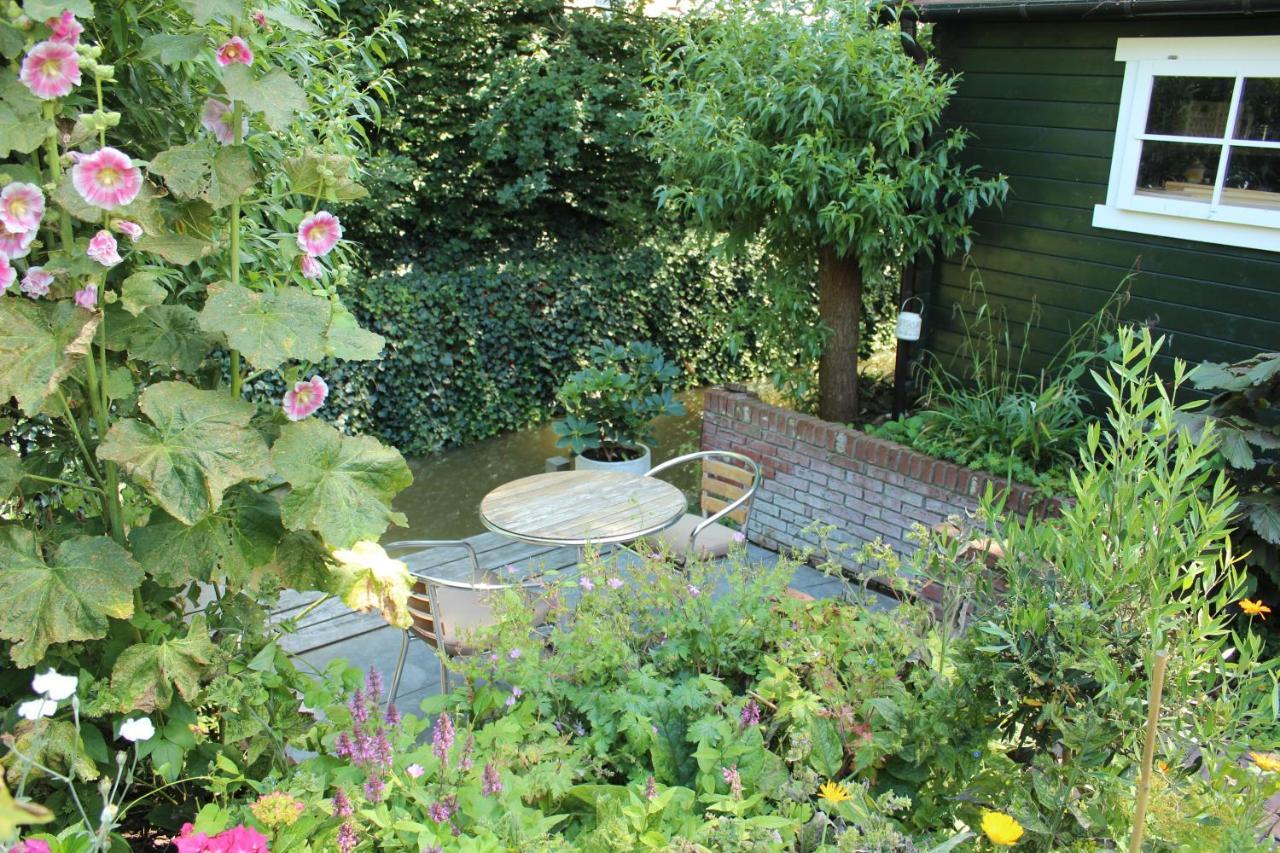 Uniqueludique Bed and Breakfast Middenbeemster Exteriör bild