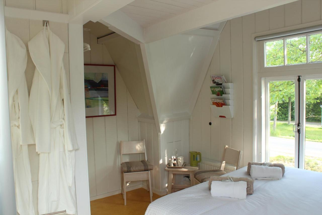 Uniqueludique Bed and Breakfast Middenbeemster Exteriör bild