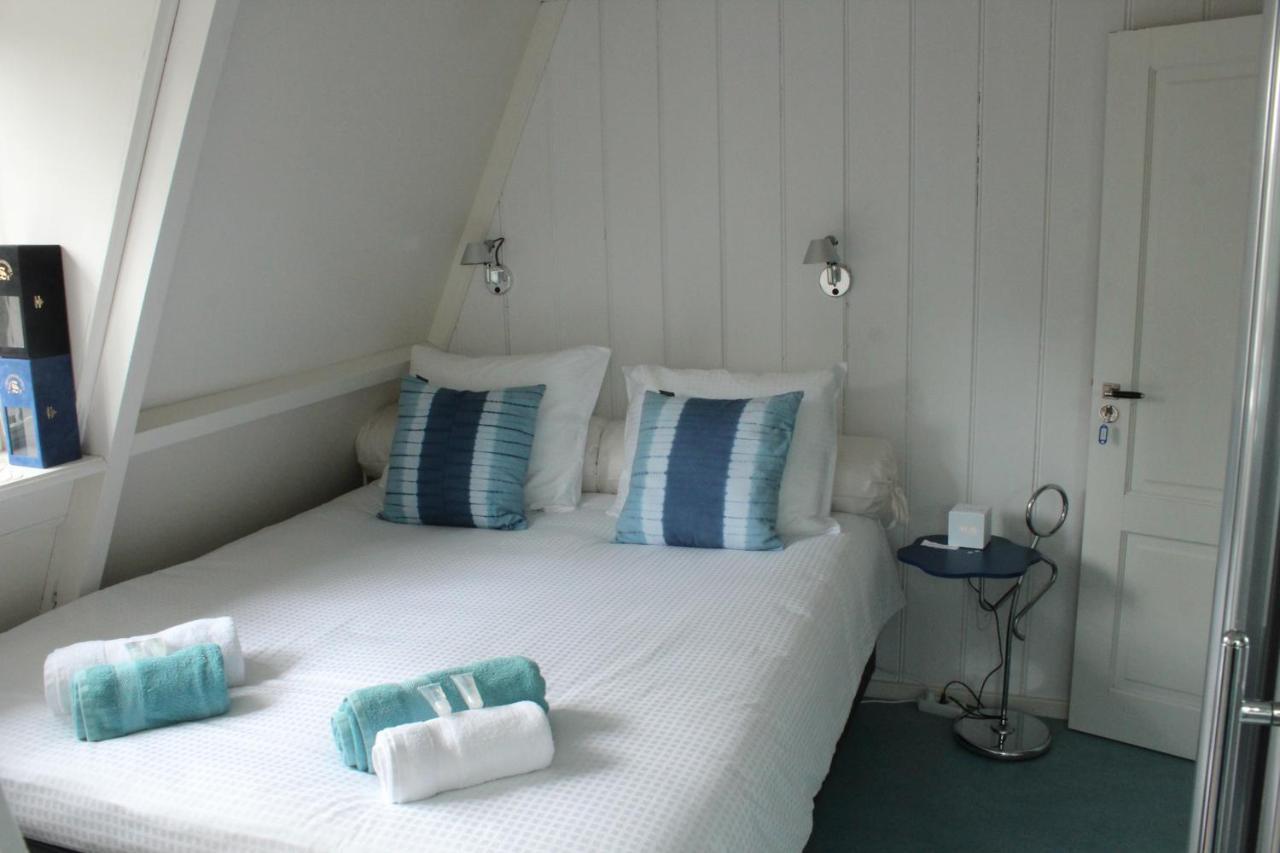 Uniqueludique Bed and Breakfast Middenbeemster Exteriör bild